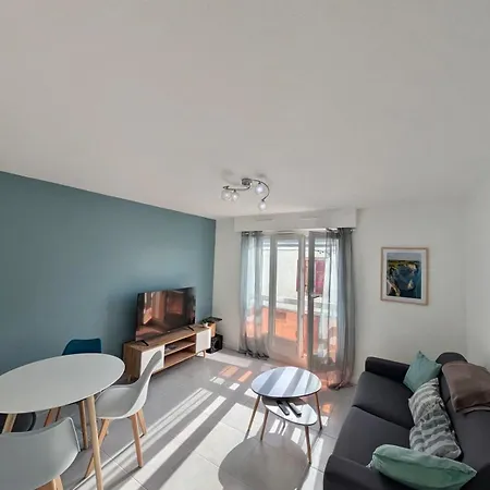 Διαμέρισμα 2 Pieces Agreable, Proche Centre-ville *