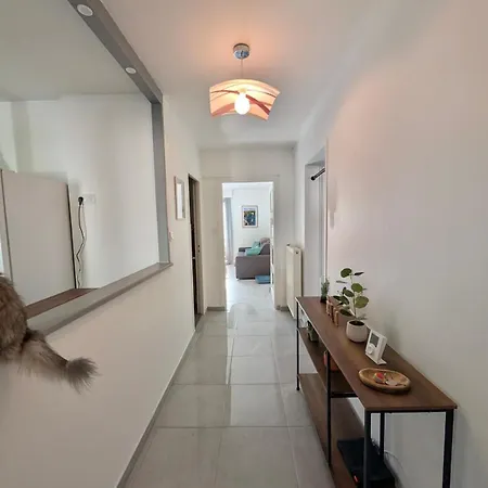 2 Pieces Agreable, Proche Centre-ville Διαμέρισμα